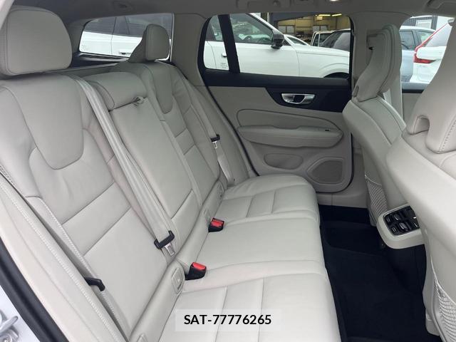 Volvo V60 2026-03 8873905-13