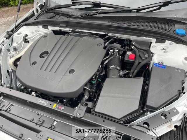Volvo V60 2026-03 8873905-17