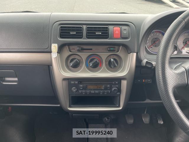 Honda VAMOS HOBIO 2012-08 8874538-11
