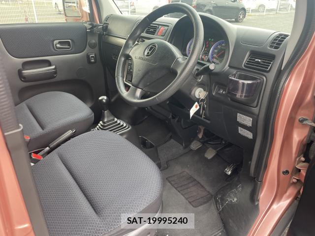 Honda VAMOS HOBIO 2012-08 8874538-12