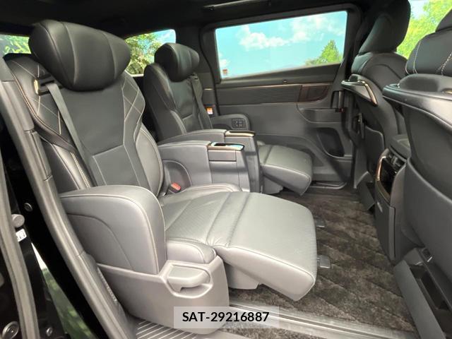 Toyota VELLFIRE 2024-03 8873512-9