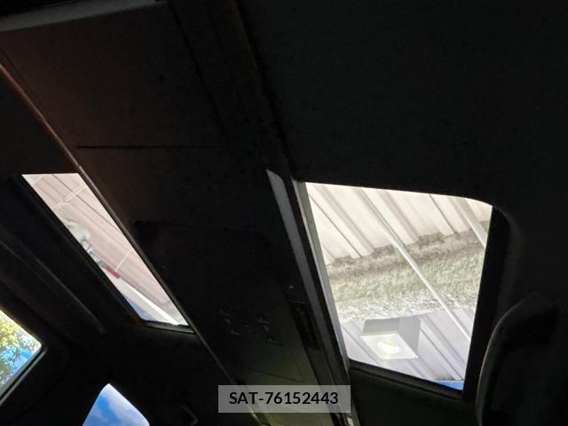 Toyota VELLFIRE 2024-01 8874850-2