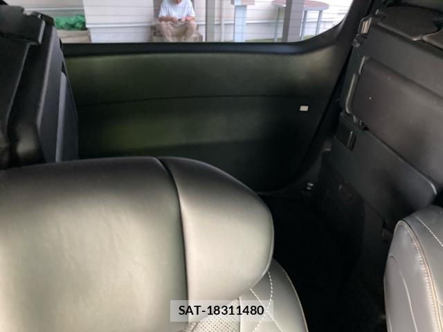 Toyota VELLFIRE 2023-10 8874977-10