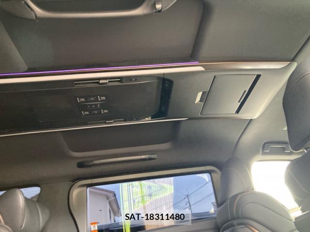 Toyota VELLFIRE 2023-10 8874977-11