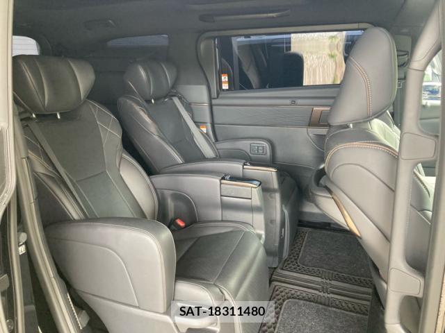 Toyota VELLFIRE 2023-10 8874977-9