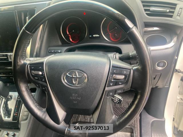 Toyota VELLFIRE 2019-10 8873310-10