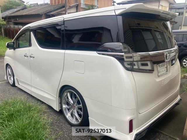 Toyota VELLFIRE 2019-10 8873310-3