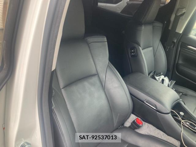 Toyota VELLFIRE 2019-10 8873310-8