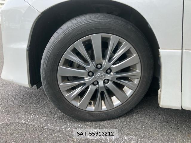 Toyota VELLFIRE 2013-08 8873391-12