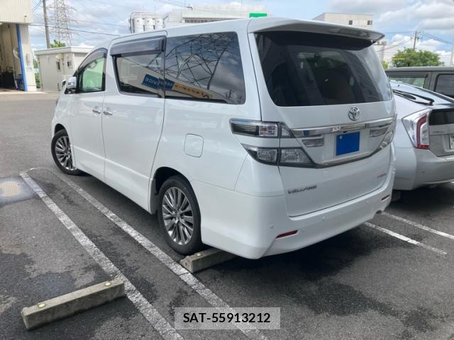 Toyota VELLFIRE 2013-08 8873391-13