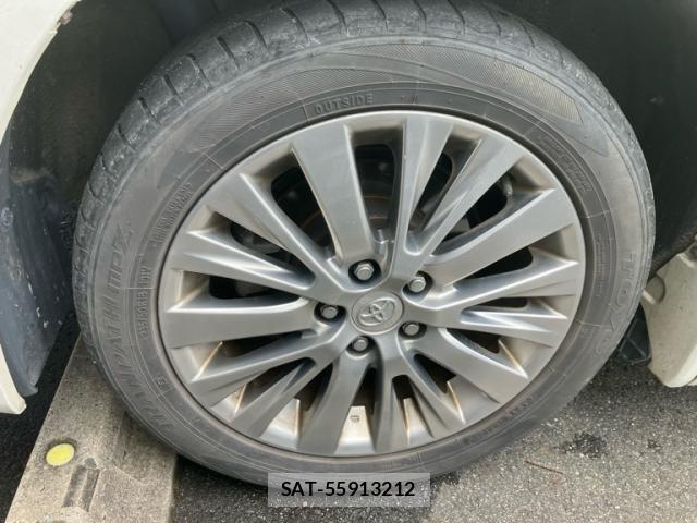 Toyota VELLFIRE 2013-08 8873391-4