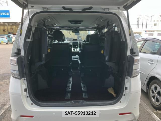 Toyota VELLFIRE 2013-08 8873391-7