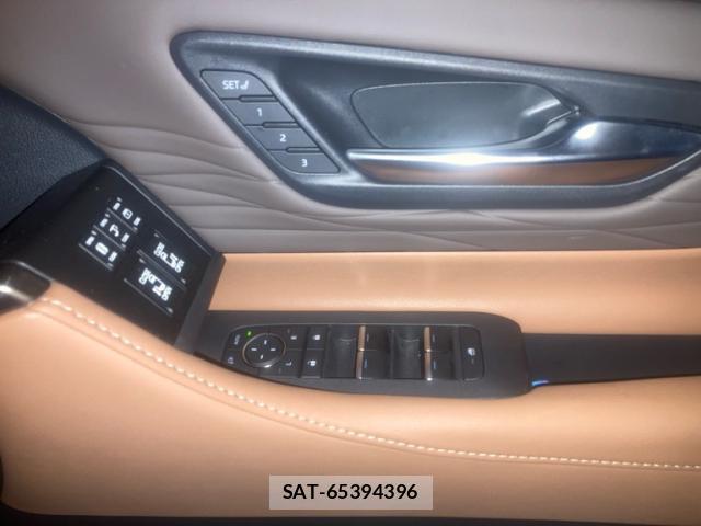 Toyota VELLFIRE 2024-08 8873516-11