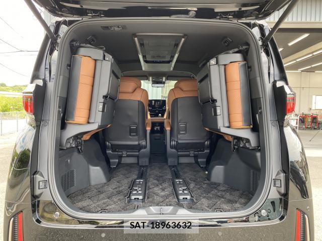 Toyota VELLFIRE 2025-07 8873810-18