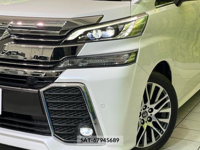Toyota VELLFIRE 2019-05 8873924-11