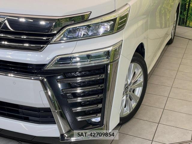 Toyota VELLFIRE 2019-04 8874829-12