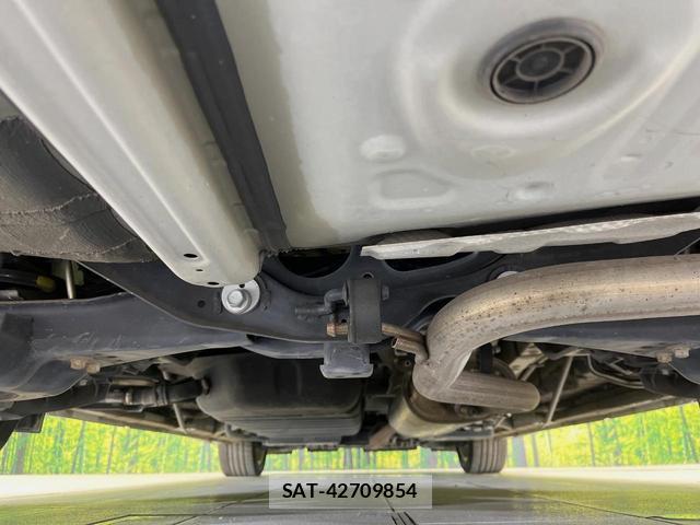 Toyota VELLFIRE 2019-04 8874829-18