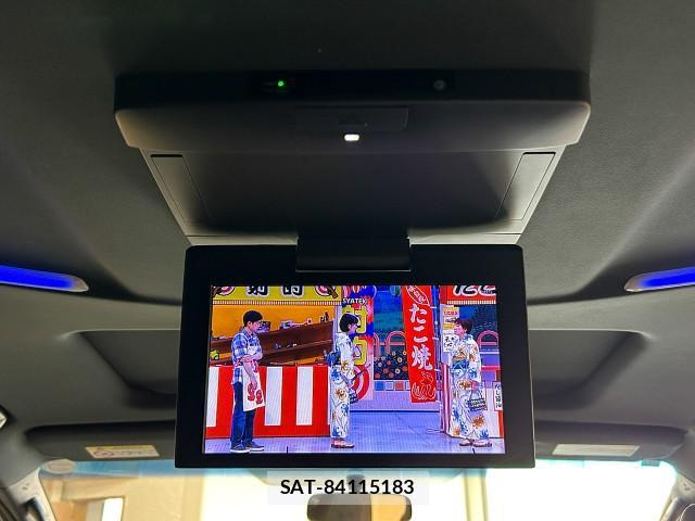 Toyota VELLFIRE 2016-08 8874959-16