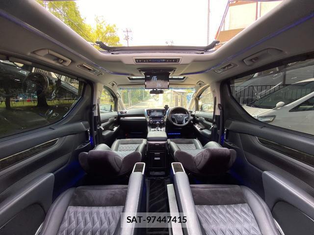 Toyota VELLFIRE 2016-05 8875469-2