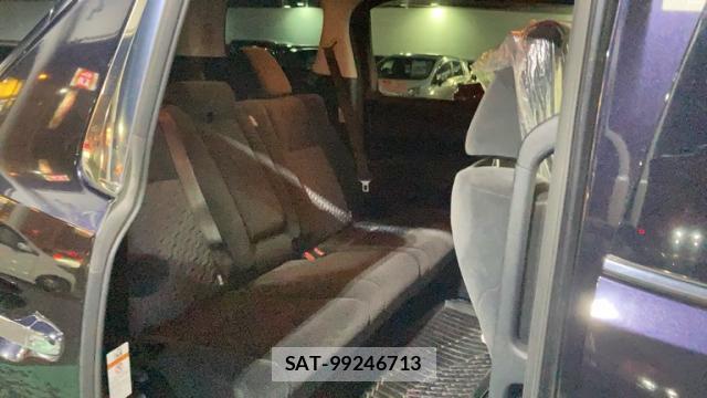 Toyota VELLFIRE 2016-08 8875492-17