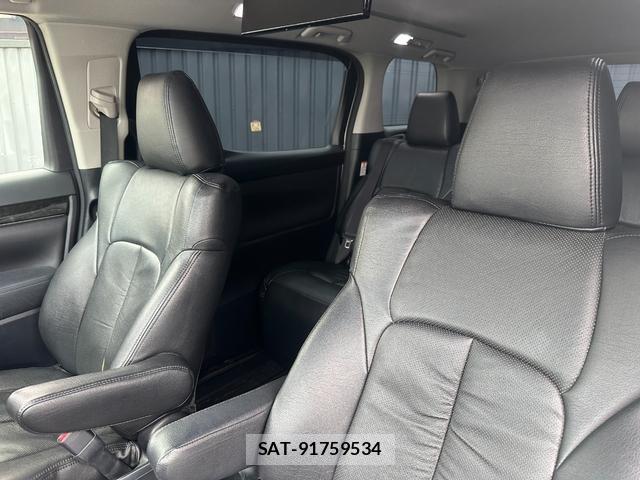 Toyota VELLFIRE 2016-03 8875756-18