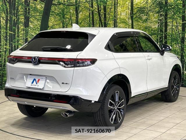 Honda VEZEL 2023-10 8872996-16