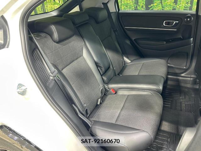 Honda VEZEL 2023-10 8872996-8