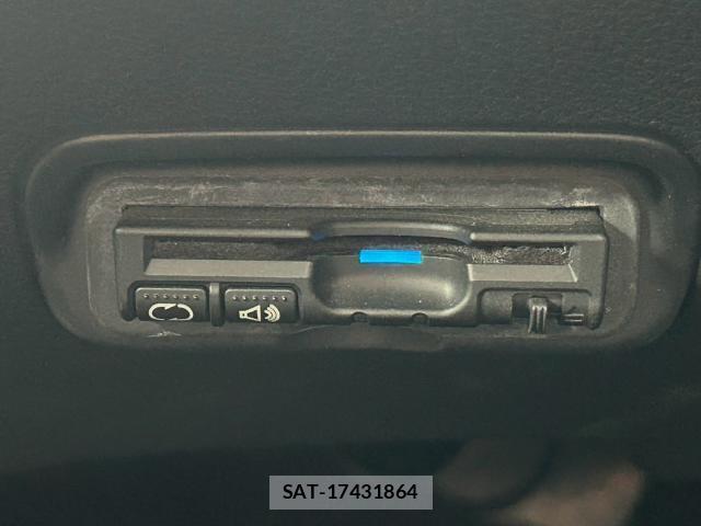 Honda VEZEL 2015-03 8874054-10