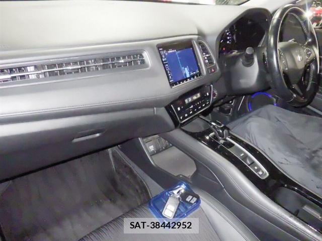 Honda VEZEL 2019-08 8874235-2