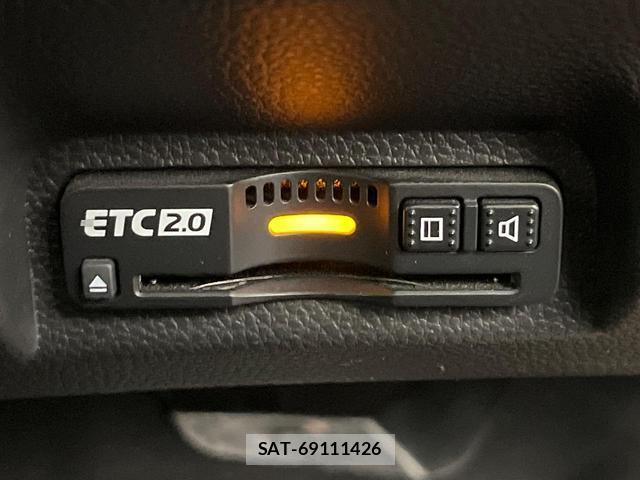 Honda VEZEL 2021-09 8875634-4