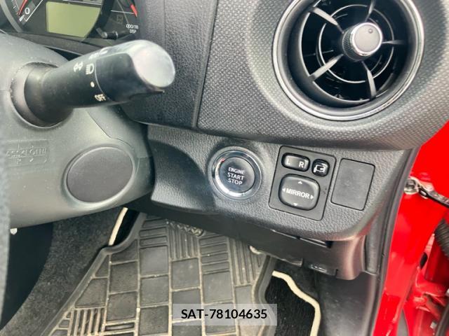 Toyota VITZ 2016-05 8873330-10