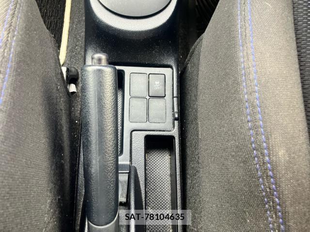 Toyota VITZ 2016-05 8873330-17