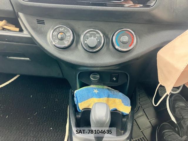 Toyota VITZ 2016-05 8873330-18