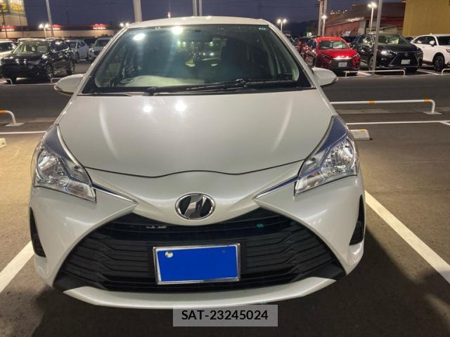 Toyota VITZ 2017-03 8873351-2