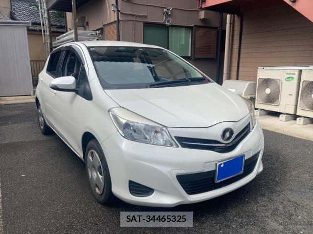 Toyota VITZ 2011-12 8873394-0