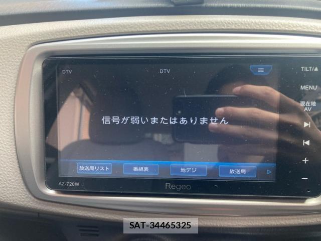 Toyota VITZ 2011-12 8873394-18