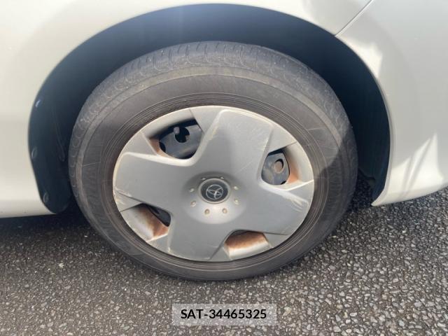 Toyota VITZ 2011-12 8873394-3