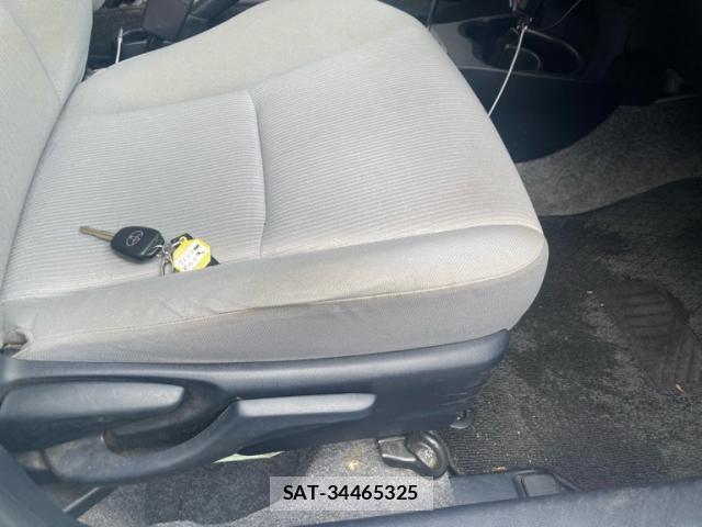 Toyota VITZ 2011-12 8873394-7