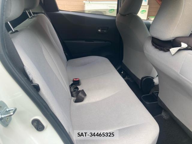Toyota VITZ 2011-12 8873394-8