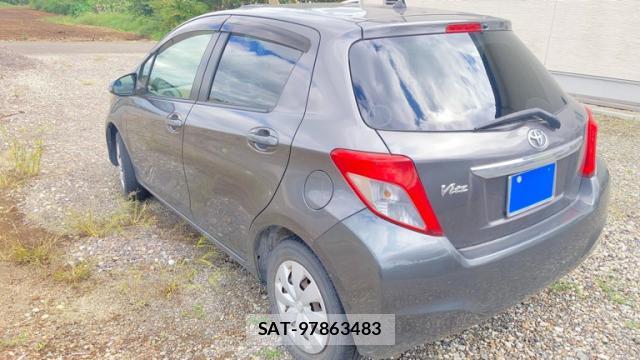 Toyota VITZ 2013-03 8873455-2