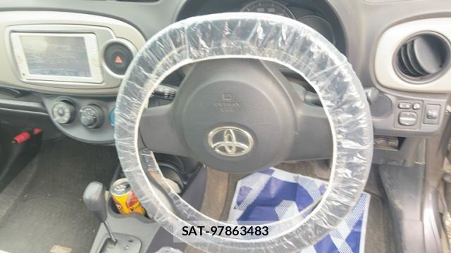 Toyota VITZ 2013-03 8873455-8