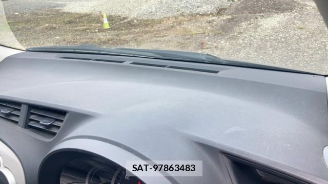Toyota VITZ 2013-03 8873455-9