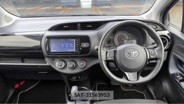Toyota VITZ 2018-11 8874425-16