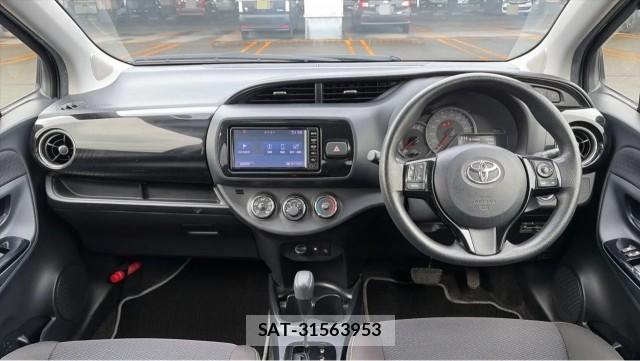 Toyota VITZ 2018-11 8874425-2
