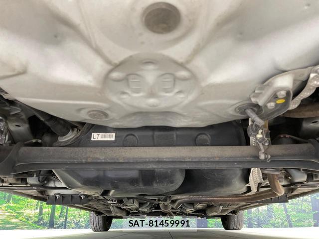 Toyota VITZ 2017-02 8874697-18