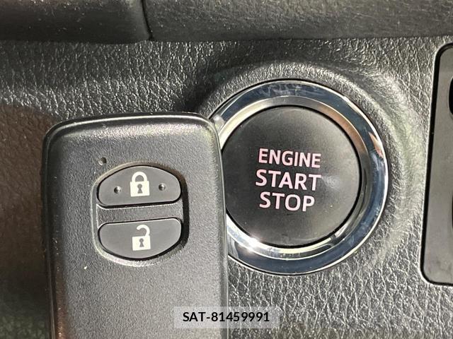 Toyota VITZ 2017-02 8874697-5