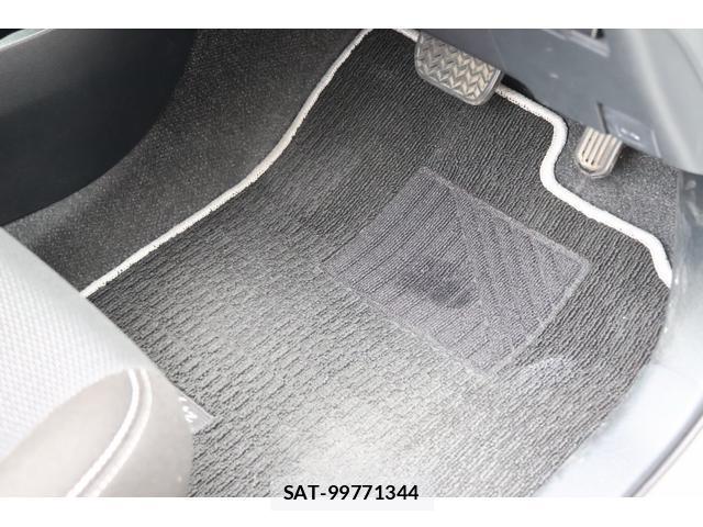 Toyota VITZ 2019-09 8875096-16