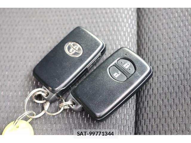 Toyota VITZ 2019-09 8875096-18
