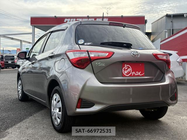 Toyota VITZ 2017-10 8875544-14