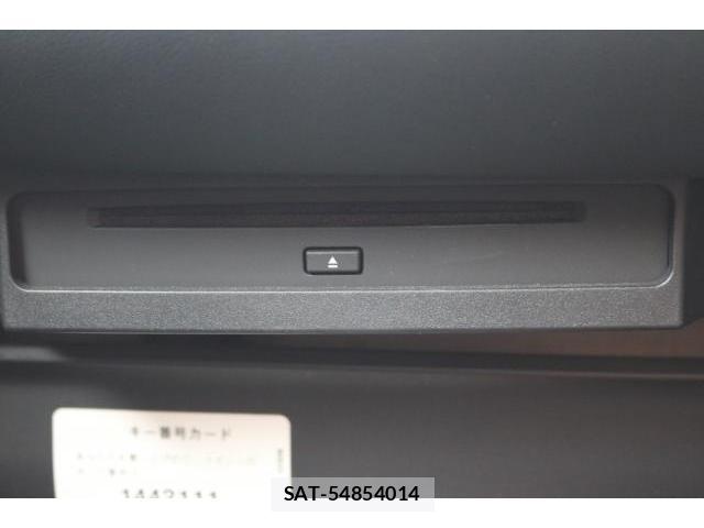 Toyota VOXY 2022-09 8872781-13